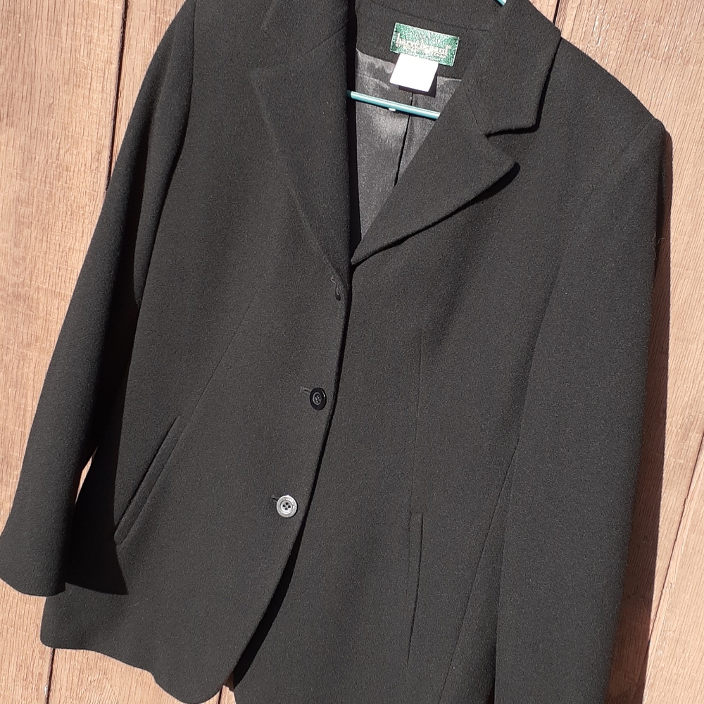 DONATED Locally | Wool & Cashmere Blend Coat - Picture 7 of 14